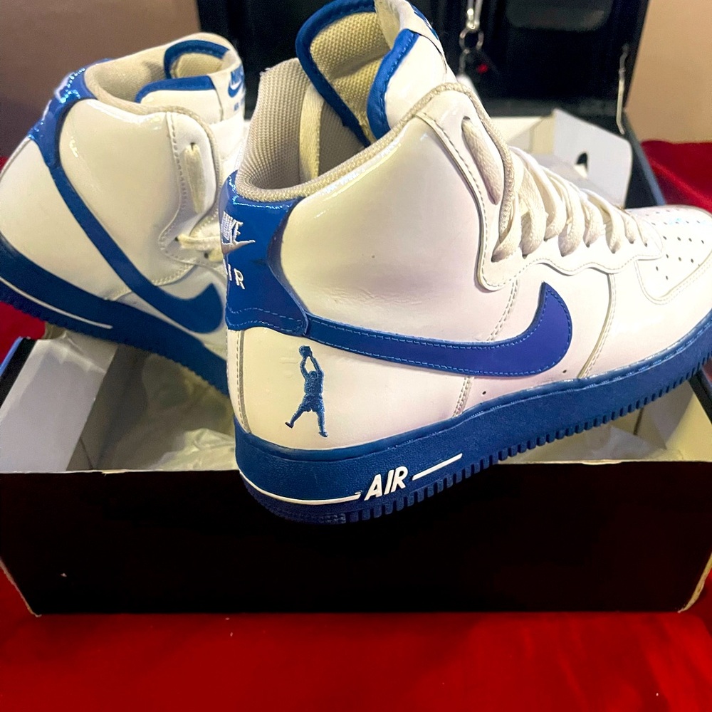 AIR FORCE 1s HIGH RETRO SIZE 10.5